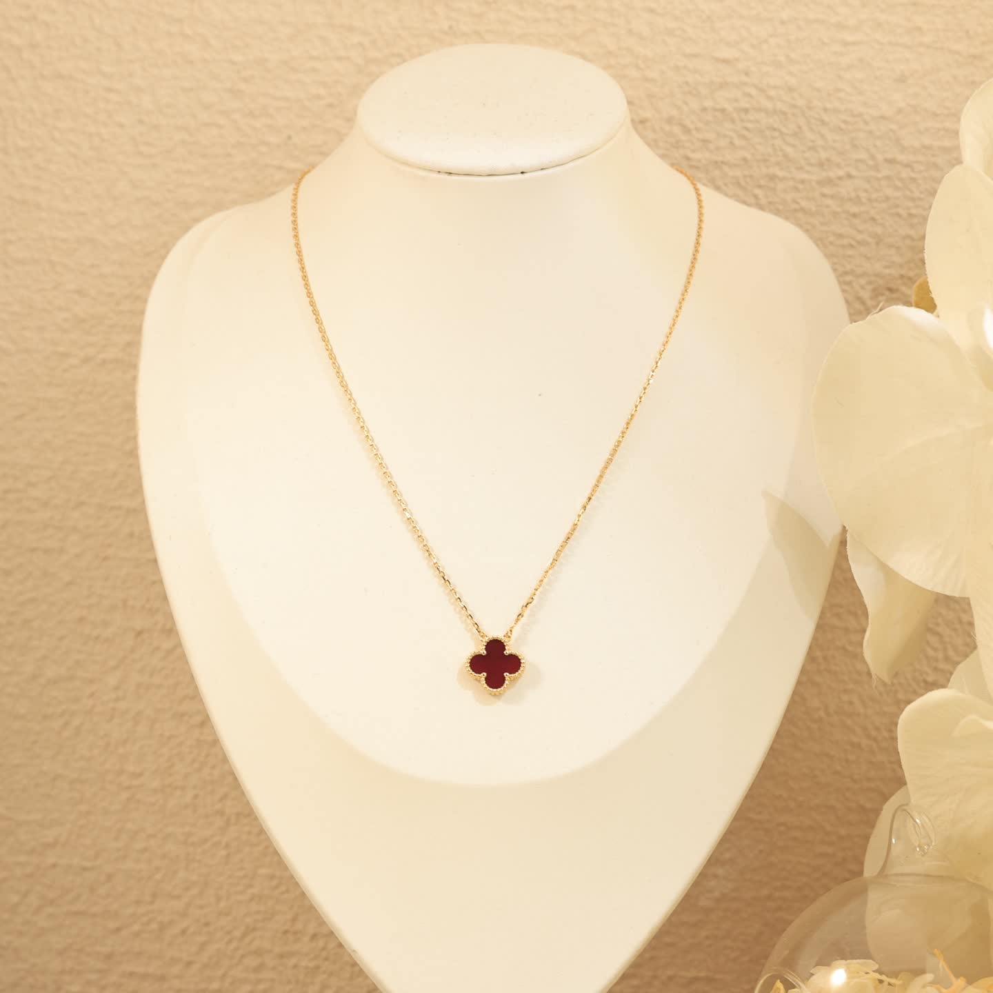 Van Cleef & Arpels Vintage Alhambra Red Enamel Gold Necklace